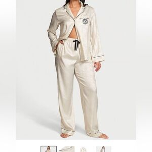 Victoria’s Secret Glazed Satin Long Pajama Set size Large